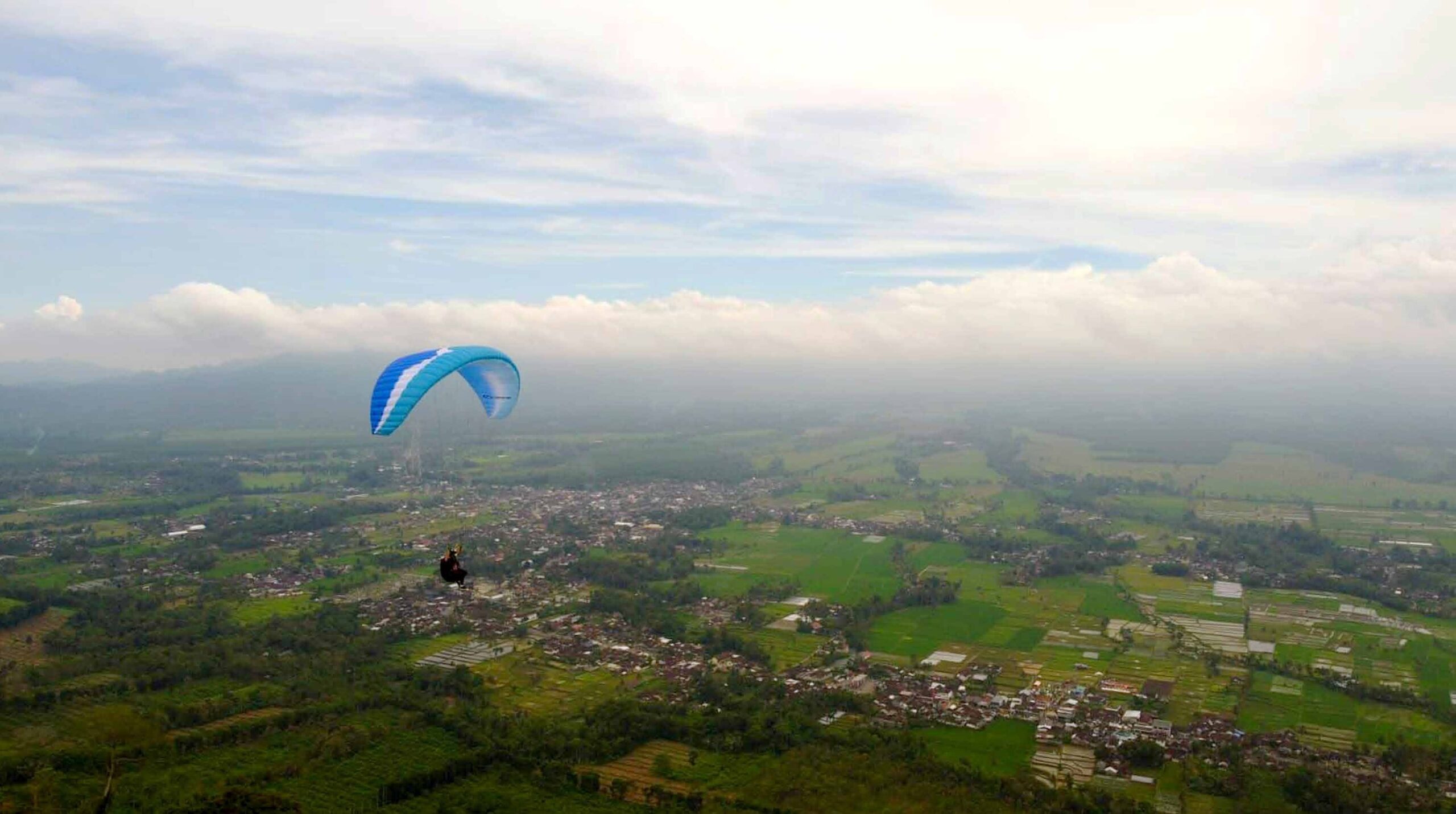Pemandangan Desa yang Asri